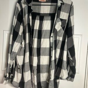 Black and White Plaid Button-Up Shirt